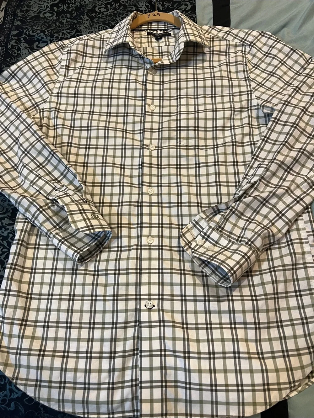 Banana Republic Men's Button-Down Plaid Shirt - White & Olive